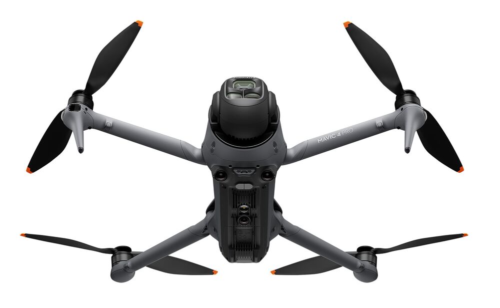 DJI Mavic 4 Pro Combo